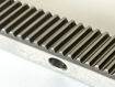 Slika proizvoda: Zupčasta letva sa kosim zubima 1.5M, kaljena, brušena, 22x25x1000mm